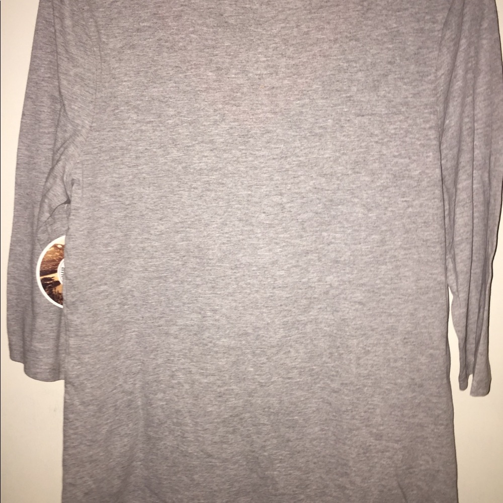 Women’s Top - Picture 2 of 4